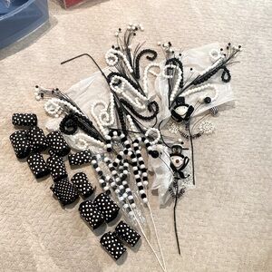 Black and White Decorations